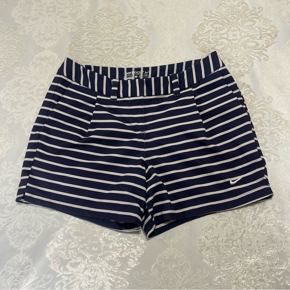 Nike Golf Women’s Shorts Navy Blue & White Striped Size 2